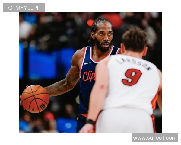 快船因莱昂纳德轮休遭联盟警告引发球迷热议与争论 快船因莱昂纳德轮休遭联盟警告引发球迷热议与争论